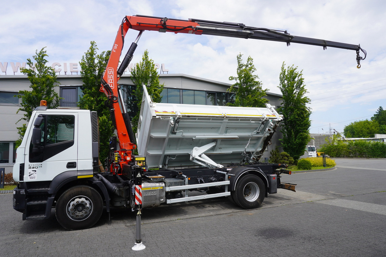 Leasing of IVECO STRALIS 330 E6 / FASSI 195A 8.5 T / 3-side tipper IVECO STRALIS 330 E6 / FASSI 195A 8.5 T / 3-side tipper: picture 18 Leasing of IVECO STRALIS 330 E6 / FASSI 195A 8.5 T / 3-side tipper IVECO STRALIS 330 E6 / FASSI 195A 8.5 T / 3-side tipper: picture 18