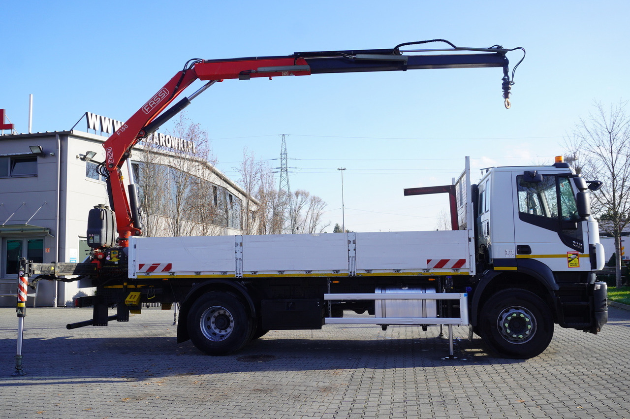 IVECO Stralis X-Way 310 4x2 E6 / Fassi F155 crane / 670 MTH / 130 tho. km / - Dropside/ Flatbed truck, Crane truck: picture 4 IVECO Stralis X-Way 310 4x2 E6 / Fassi F155 crane / 670 MTH / 130 tho. km / - Dropside/ Flatbed truck, Crane truck: picture 4