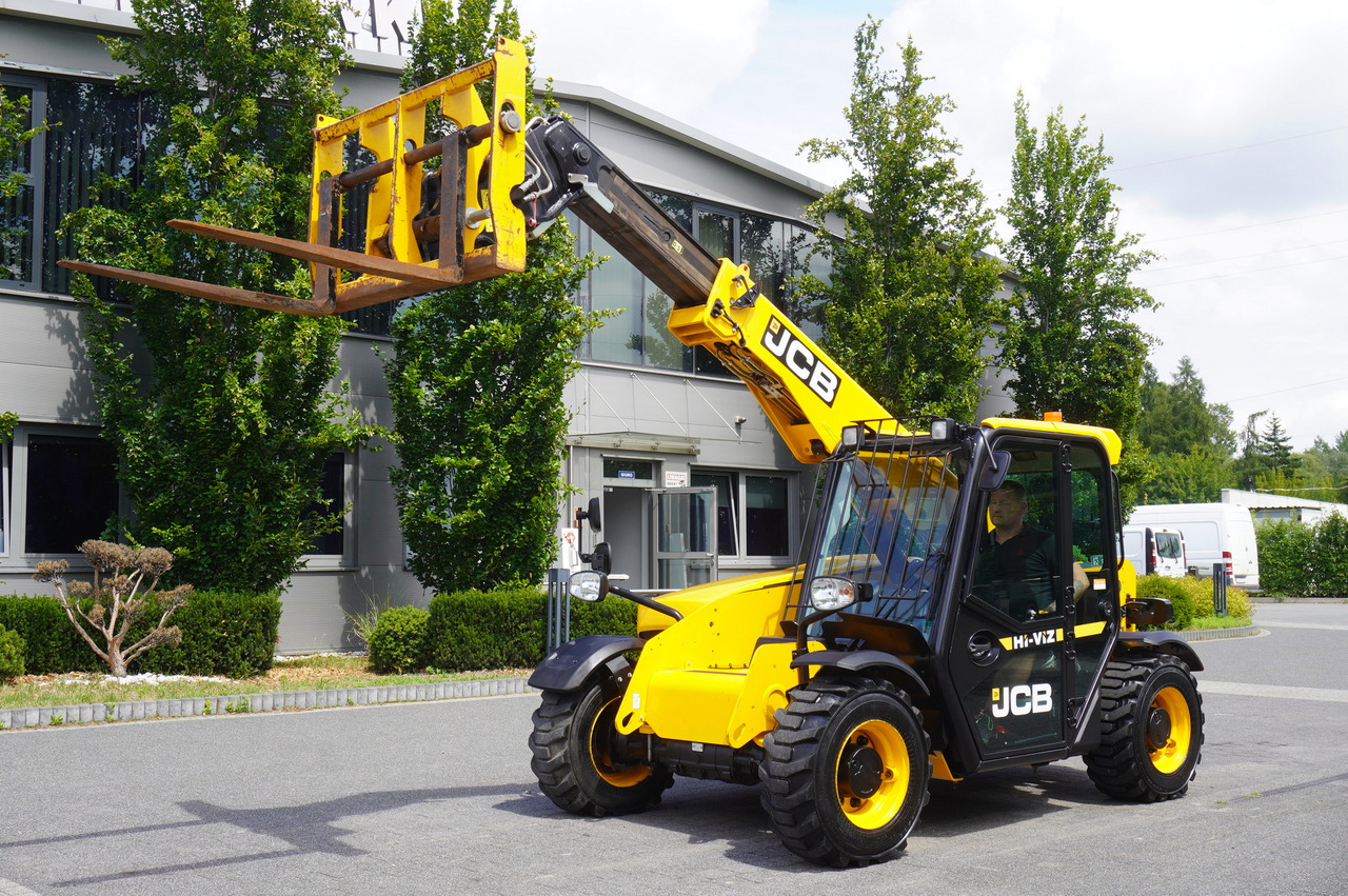 Leasing of JCB 525-60T5 / 2022 / 860 MTH! / 2.5 T / Reach 6 m / joystick JCB 525-60T5 / 2022 / 860 MTH! / 2.5 T / Reach 6 m / joystick: picture 9 Leasing of JCB 525-60T5 / 2022 / 860 MTH! / 2.5 T / Reach 6 m / joystick JCB 525-60T5 / 2022 / 860 MTH! / 2.5 T / Reach 6 m / joystick: picture 9