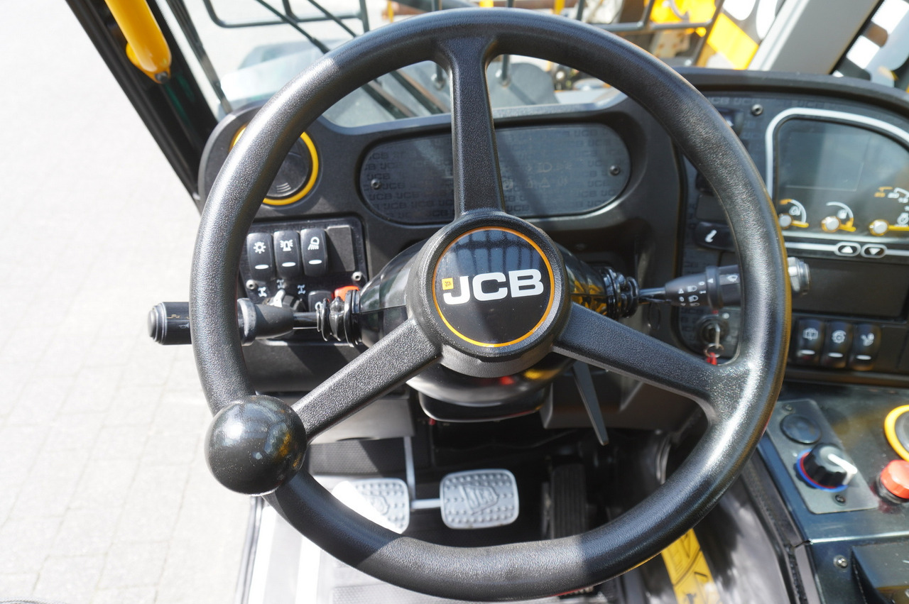 Leasing of JCB 525-60T5 / 2022 / 860 MTH! / 2.5 T / Reach 6 m / joystick JCB 525-60T5 / 2022 / 860 MTH! / 2.5 T / Reach 6 m / joystick: picture 27 Leasing of JCB 525-60T5 / 2022 / 860 MTH! / 2.5 T / Reach 6 m / joystick JCB 525-60T5 / 2022 / 860 MTH! / 2.5 T / Reach 6 m / joystick: picture 27