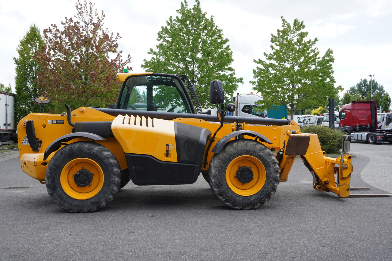 JCB 540-140 telescopic loader / 14 m range / 1800 MTH - Telescopic handler: picture 4 JCB 540-140 telescopic loader / 14 m range / 1800 MTH - Telescopic handler: picture 4