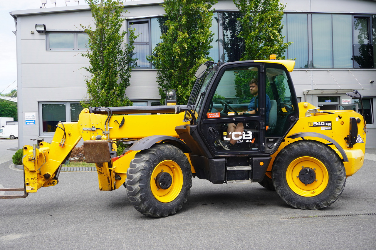 Telescopic wheel loader JCB 540-140 telescopic loader / 14 m range / 1800 MTH: picture 8