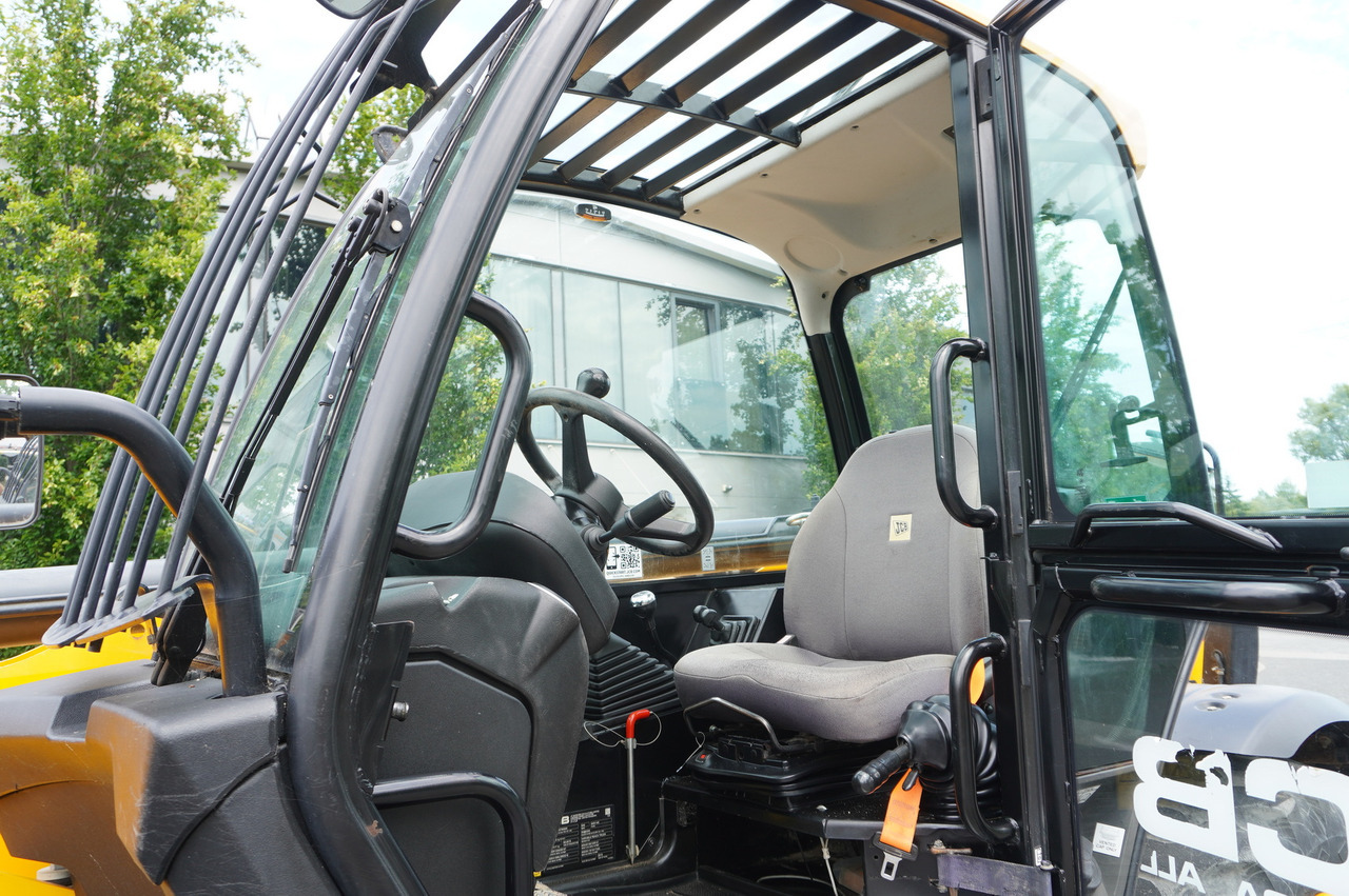 Telescopic wheel loader JCB 540-140 telescopic loader / 14 m range / 1800 MTH: picture 24