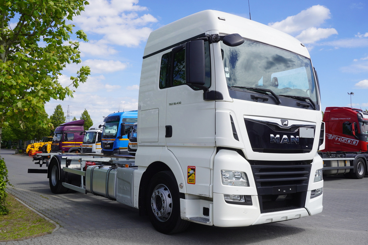 MAN TGX 18.430 / BDF 7.5 m / sleeping cab / 2021 - Container transporter/ Swap body truck: picture 4 MAN TGX 18.430 / BDF 7.5 m / sleeping cab / 2021 - Container transporter/ Swap body truck: picture 4