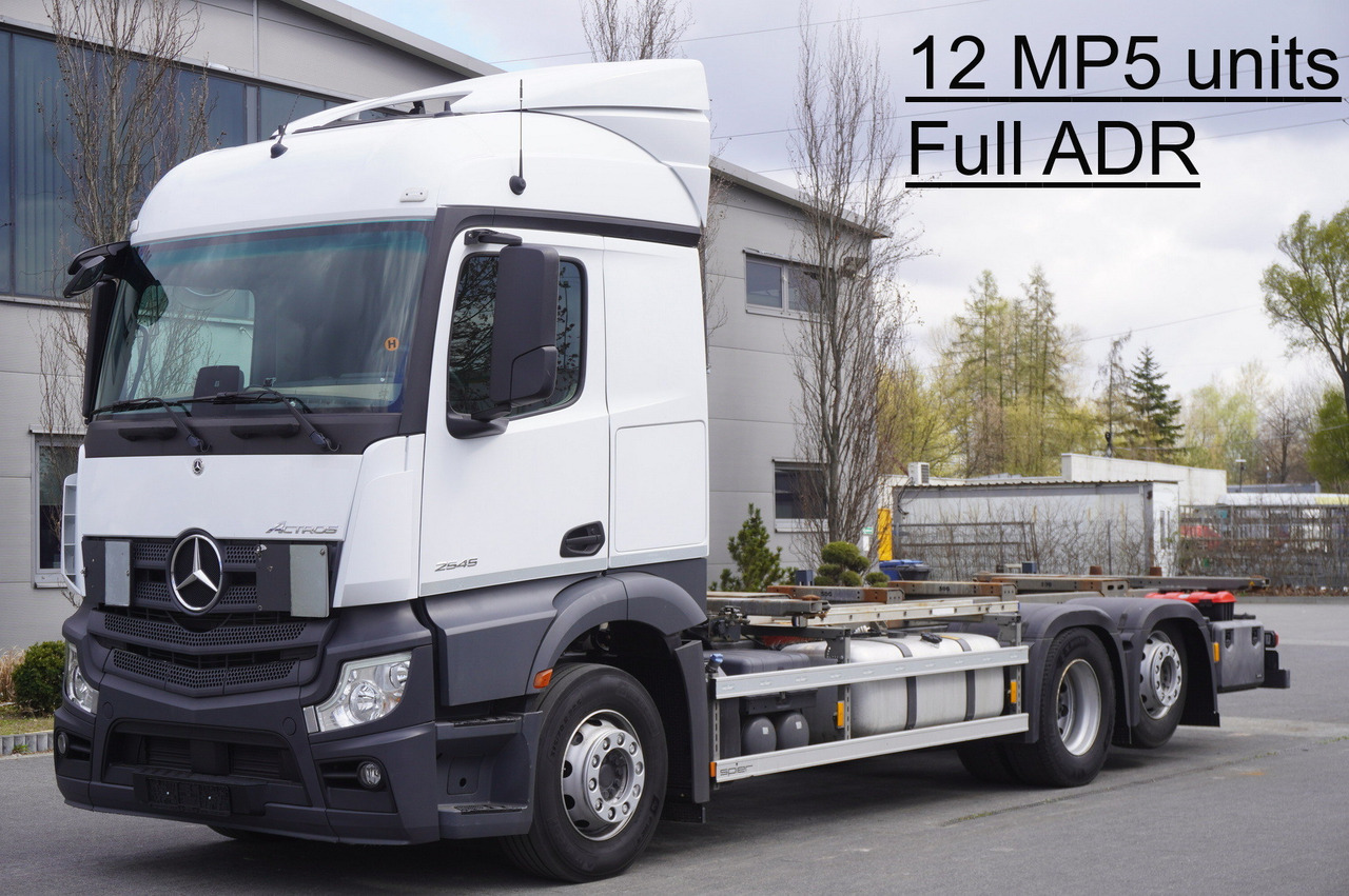 MERCEDES-BENZ Actros 2545 6×2 MP5 / FULL ADR / several units - Container transporter/ Swap body truck: picture 1 MERCEDES-BENZ Actros 2545 6×2 MP5 / FULL ADR / several units - Container transporter/ Swap body truck: picture 1