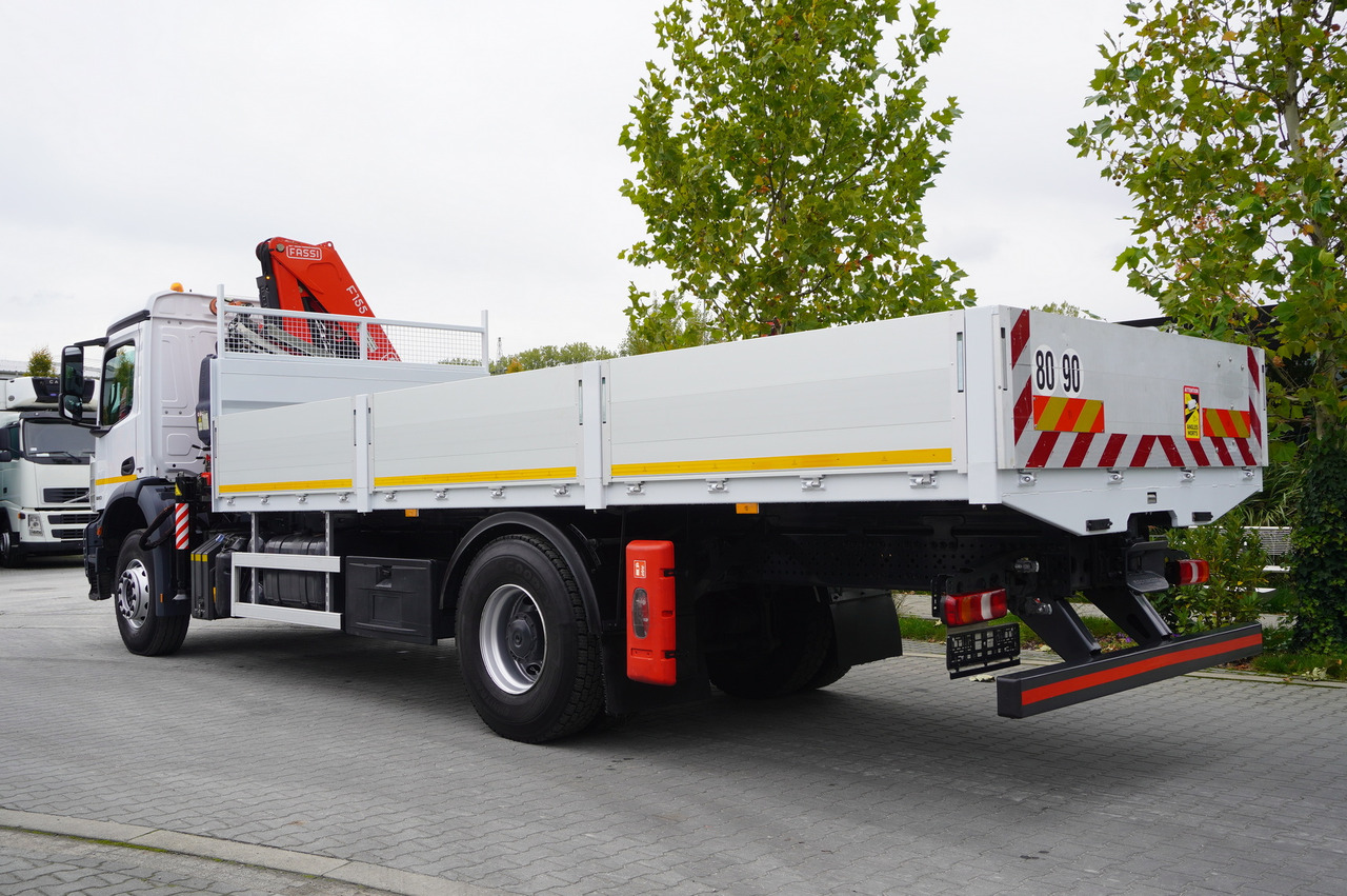 MERCEDES-BENZ Arocs 1830 / Flatbed 16 EPAL / HDS Fassi 155 / Reach 8 m / Load capacity 6160 kg - Dropside/ Flatbed truck, Crane truck: picture 5 MERCEDES-BENZ Arocs 1830 / Flatbed 16 EPAL / HDS Fassi 155 / Reach 8 m / Load capacity 6160 kg - Dropside/ Flatbed truck, Crane truck: picture 5