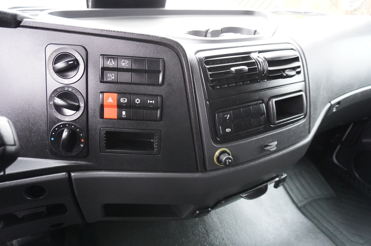 Tow truck MERCEDES-BENZ Atego 818 / New Galvanized Tow Truck: picture 22