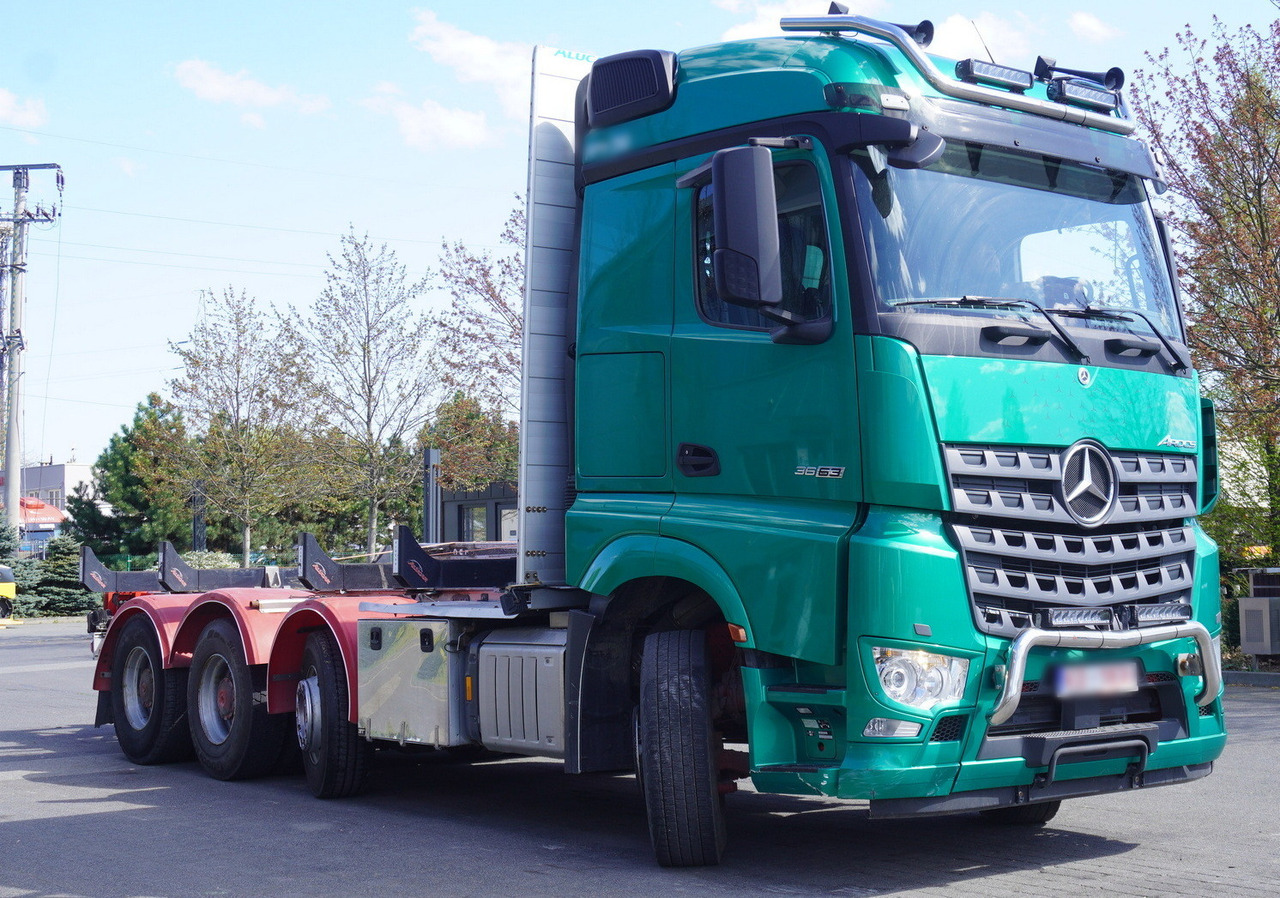 Mercedes-Benz Arocs 3563 8 × 4 / 630 HP / steered axle / Logging superstructure - Cab chassis truck: picture 1 Mercedes-Benz Arocs 3563 8 × 4 / 630 HP / steered axle / Logging superstructure - Cab chassis truck: picture 1