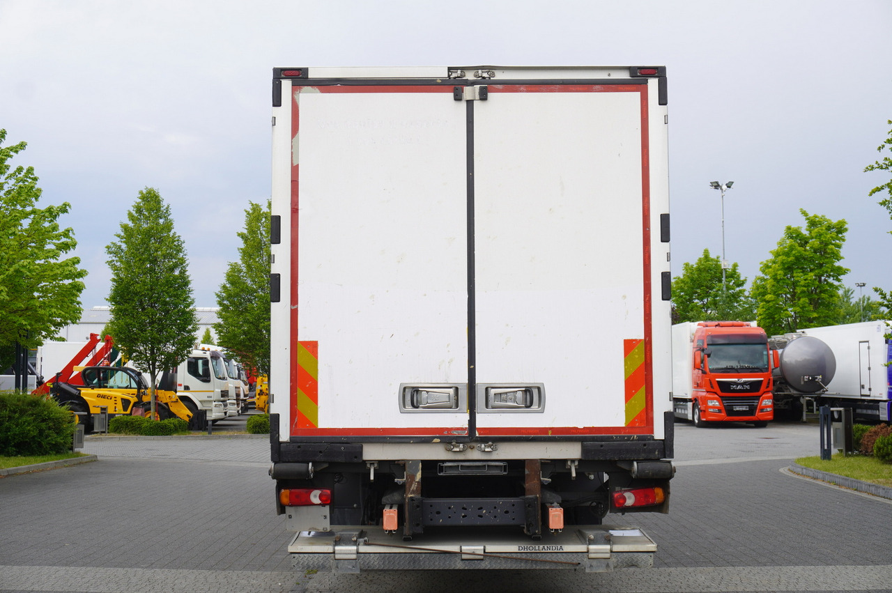 RENAULT D19 WIDE / Lamberet refrigerator Multitemp 22 EPAL / CARRIER SUPRA 1250 MT - Refrigerator truck: picture 3 RENAULT D19 WIDE / Lamberet refrigerator Multitemp 22 EPAL / CARRIER SUPRA 1250 MT - Refrigerator truck: picture 3