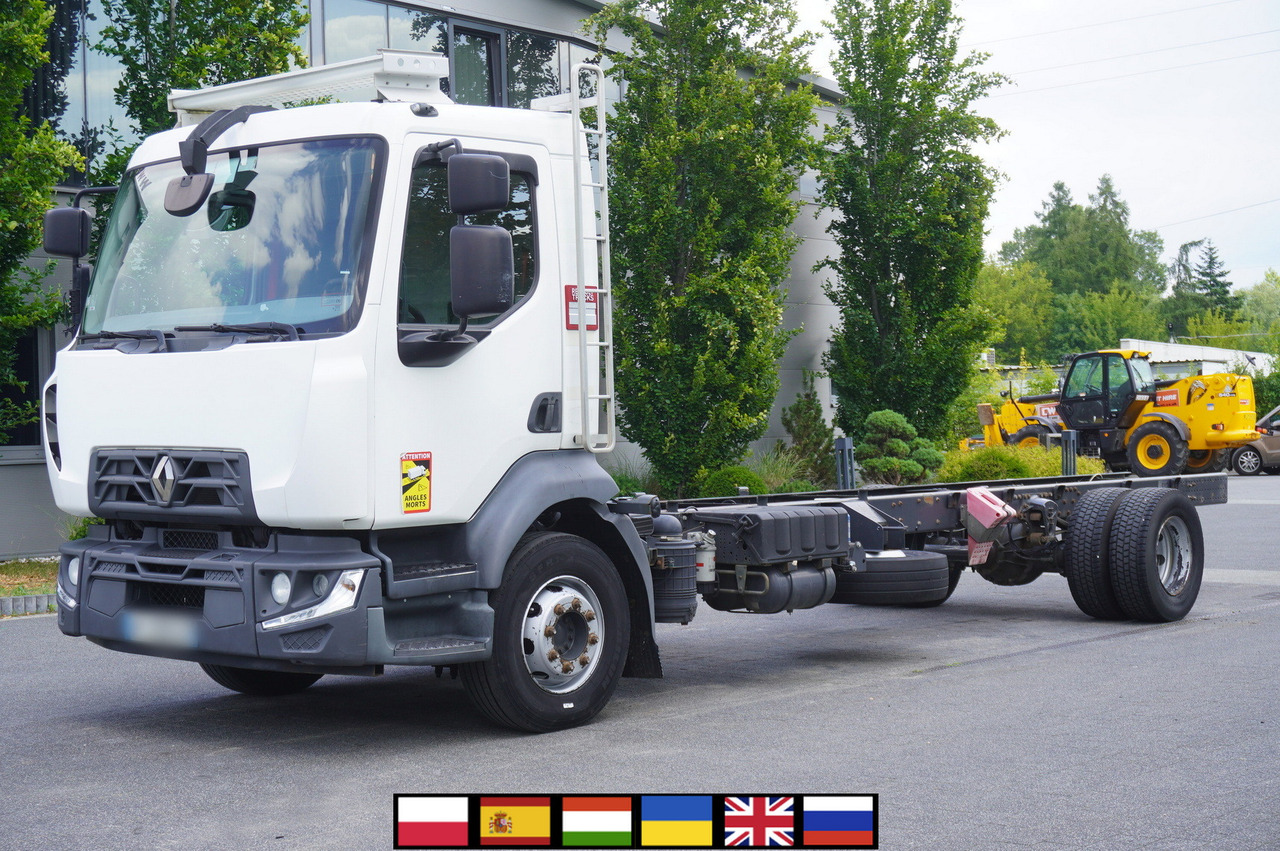 RENAULT Renault D16 / frame 7.5 m / differential lock / 3 units - Container transporter/ Swap body truck: picture 1 RENAULT Renault D16 / frame 7.5 m / differential lock / 3 units - Container transporter/ Swap body truck: picture 1