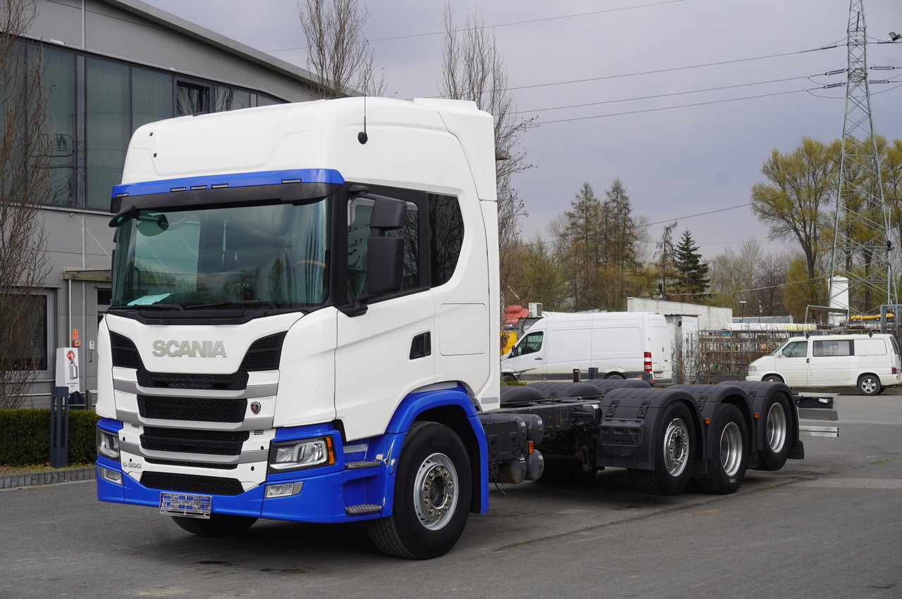 SCANIA G500 8x2 / 2nd axis steered / Chassis 8.35 m / 2021 - Crane truck: picture 1 SCANIA G500 8x2 / 2nd axis steered / Chassis 8.35 m / 2021 - Crane truck: picture 1