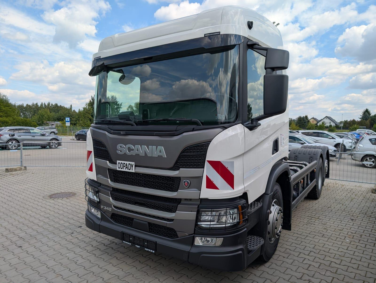 SCANIA P 340 B6x2*4NA / chassis frame / steering axle / CNG / large cab / 8 units - Cab chassis truck: picture 2 SCANIA P 340 B6x2*4NA / chassis frame / steering axle / CNG / large cab / 8 units - Cab chassis truck: picture 2