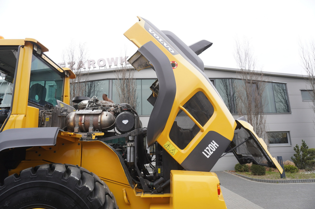 Wheel loader VOLVO L120H: picture 18