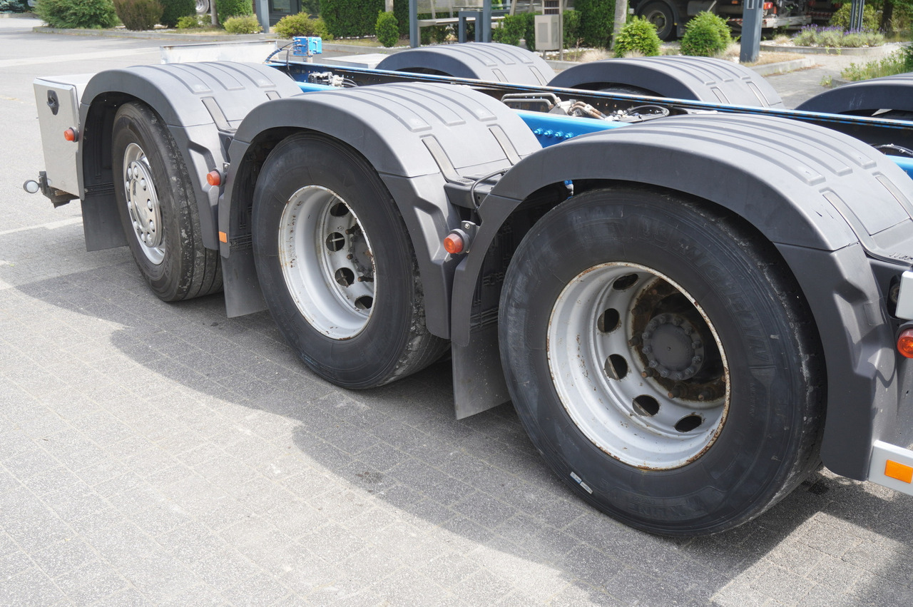 Crane truck VOLVO Volvo FH16 750 8x4x4 / 750 HP! / Frame 685 cm / Steered 4th axle: picture 12