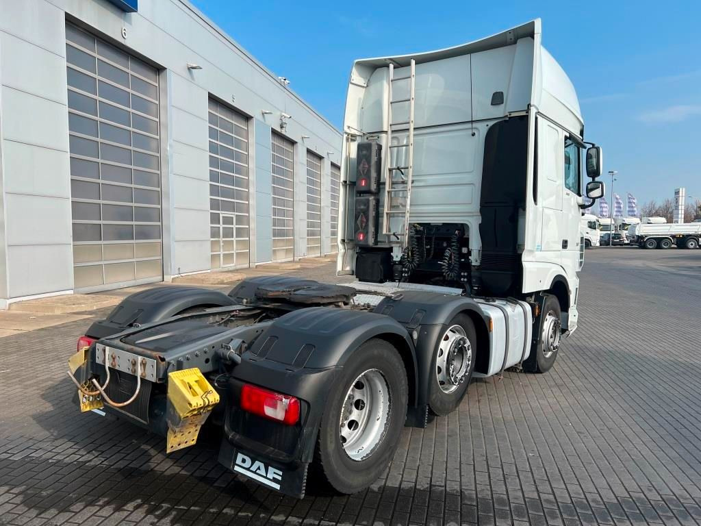 DAF XF 530 FTG 6x2 Retarder Liftlenkachse zZGG 64.5t - Tractor unit: picture 4 DAF XF 530 FTG 6x2 Retarder Liftlenkachse zZGG 64.5t - Tractor unit: picture 4