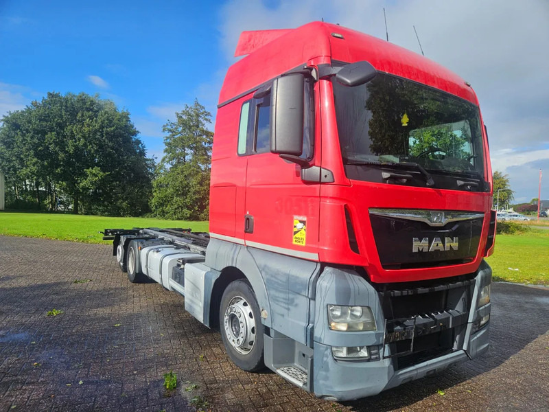 MAN TGX 24.400 6X2 BDF Euro 6 - Container transporter/ Swap body truck: picture 2 MAN TGX 24.400 6X2 BDF Euro 6 - Container transporter/ Swap body truck: picture 2