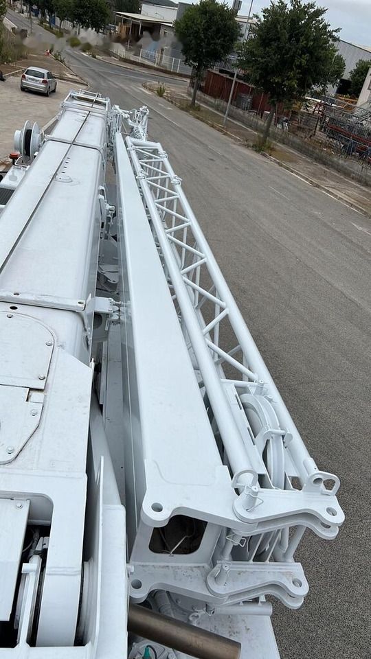 Mobile crane Liebherr LTM 1090 4.1: picture 9 Mobile crane Liebherr LTM 1090 4.1: picture 9