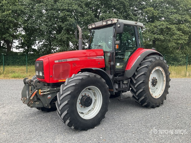 2002 Massey Ferguson 8240 4WD Tractor - Farm tractor: picture 2 2002 Massey Ferguson 8240 4WD Tractor - Farm tractor: picture 2