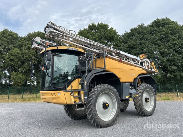 2010 Challenger RoGator 655 30 m 4x4 High Clearance Self-Propelled Sprayer - Self-propelled sprayer: picture 1 2010 Challenger RoGator 655 30 m 4x4 High Clearance Self-Propelled Sprayer - Self-propelled sprayer: picture 1