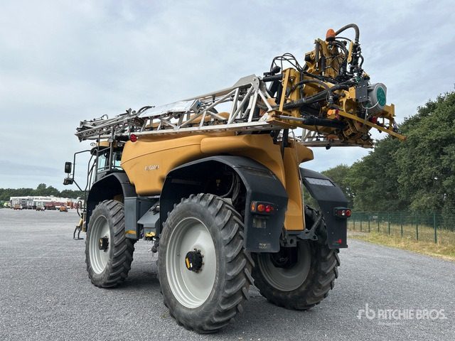 2010 Challenger RoGator 655 30 m 4x4 High Clearance Self-Propelled Sprayer - Self-propelled sprayer: picture 3 2010 Challenger RoGator 655 30 m 4x4 High Clearance Self-Propelled Sprayer - Self-propelled sprayer: picture 3