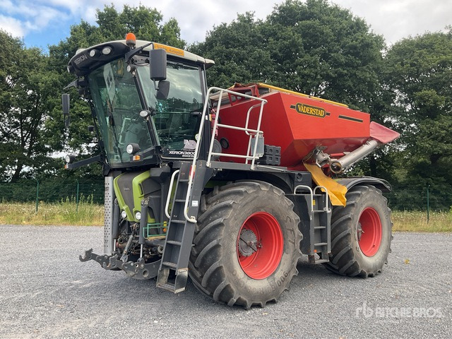 2011 Claas Xerion 3800 Saddle Trac 4WD Tractor - Farm tractor: picture 1 2011 Claas Xerion 3800 Saddle Trac 4WD Tractor - Farm tractor: picture 1