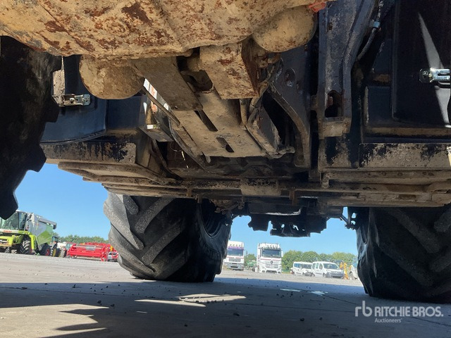 2012 Massey Ferguson 8650 Dyna-VT 4WD Tractor - Farm tractor: picture 5 2012 Massey Ferguson 8650 Dyna-VT 4WD Tractor - Farm tractor: picture 5