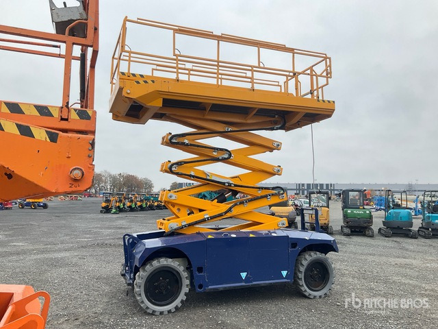 2017 PB Lifttechnik S131-19E 4x4 Electric Scissor Lift - Scissor lift: picture 3 2017 PB Lifttechnik S131-19E 4x4 Electric Scissor Lift - Scissor lift: picture 3