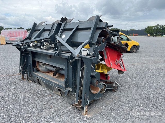 2021 Ziegler Corn Champion 8 Row Corn Combine Header - Flail mower/ Mulcher: picture 3 2021 Ziegler Corn Champion 8 Row Corn Combine Header - Flail mower/ Mulcher: picture 3