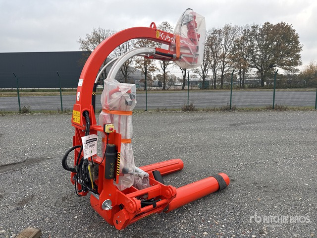 2023 Kubota WR1250 A SW (Unused) Bale Wrapper - Bale wrapper: picture 2 2023 Kubota WR1250 A SW (Unused) Bale Wrapper - Bale wrapper: picture 2