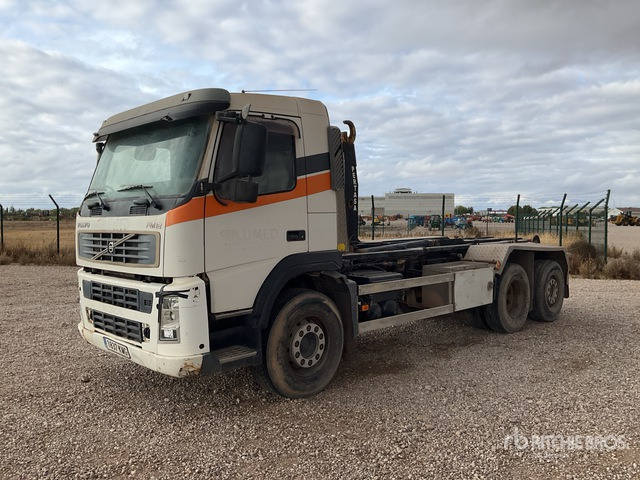 2004 Volvo FM12-280 6x2 Hooklift Truck - Hook lift truck: picture 3 2004 Volvo FM12-280 6x2 Hooklift Truck - Hook lift truck: picture 3
