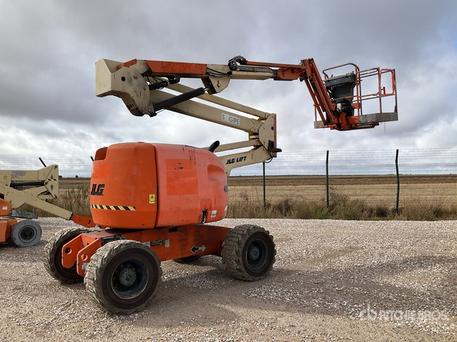 2007 JLG 450AJ 4WD Diesel Articulating Boom Lift - Articulated boom: picture 1 2007 JLG 450AJ 4WD Diesel Articulating Boom Lift - Articulated boom: picture 1