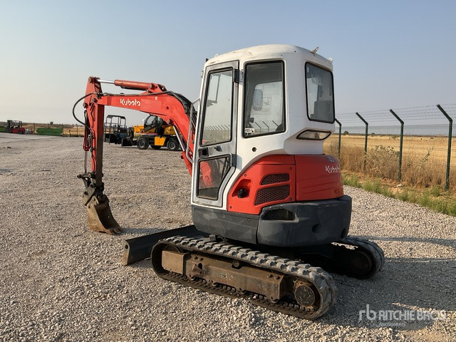 2010 Kubota U35-3A2 Mini Excavator: <6.6t - Mini excavator: picture 2 2010 Kubota U35-3A2 Mini Excavator: <6.6t - Mini excavator: picture 2