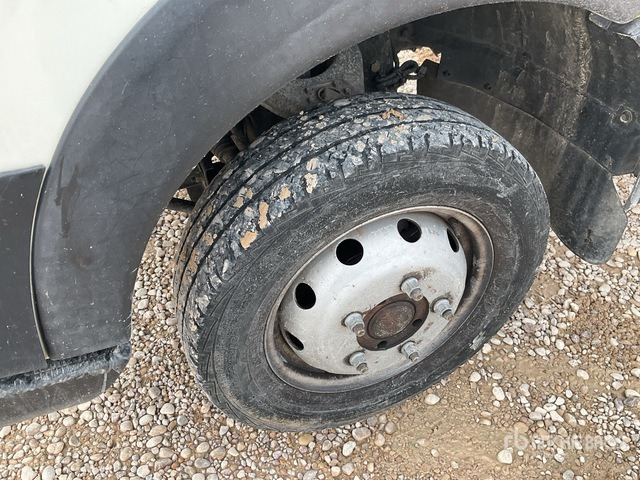 2014 Nissan NT400 Cabstar 35.12 2014 Oil&Steel Scorpion 1490 Sm ... Bucket Truck - Truck mounted aerial platform: picture 4 2014 Nissan NT400 Cabstar 35.12 2014 Oil&Steel Scorpion 1490 Sm ... Bucket Truck - Truck mounted aerial platform: picture 4