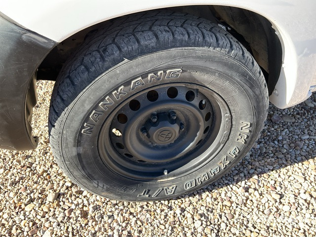 2015 Toyota Hilux 4x4 Crew Cab Pickup - Pickup truck: picture 5 2015 Toyota Hilux 4x4 Crew Cab Pickup - Pickup truck: picture 5