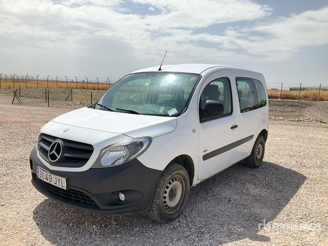 2017 Mercedes-Benz Citan 109 CDI Passenger Van - Minibus, Passenger van: picture 3 2017 Mercedes-Benz Citan 109 CDI Passenger Van - Minibus, Passenger van: picture 3