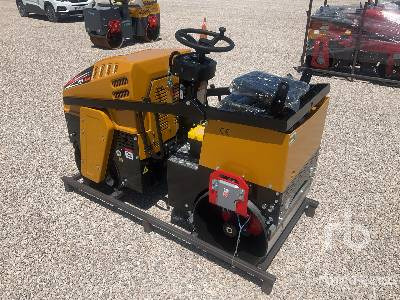 FURD FYL880 - Road roller: picture 2 FURD FYL880 - Road roller: picture 2