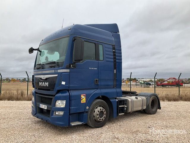 2016 MAN TGX18.440 4x2 S/A Sleeper Truck Tractor - Tractor unit: picture 2 2016 MAN TGX18.440 4x2 S/A Sleeper Truck Tractor - Tractor unit: picture 2
