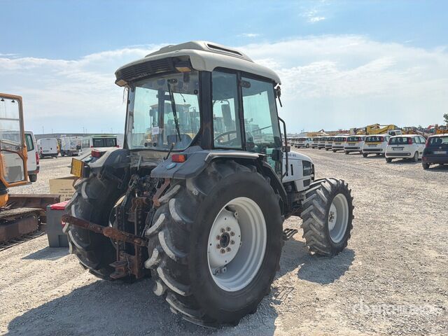 2003 Lamborghini SPRINT 684-85 DT (Inoperable) 4WD Tractor - Farm tractor: picture 4 2003 Lamborghini SPRINT 684-85 DT (Inoperable) 4WD Tractor - Farm tractor: picture 4