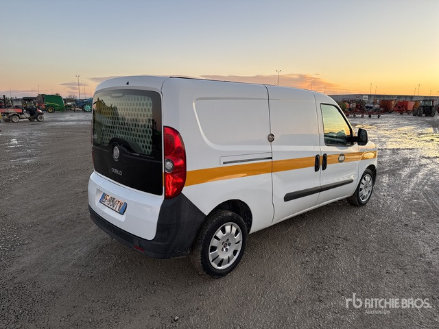 2011 Fiat Doblo Van Truck - Box truck: picture 3 2011 Fiat Doblo Van Truck - Box truck: picture 3
