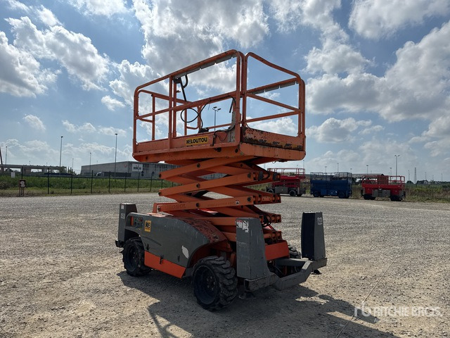2012 Haulotte Compact12DX Piattaforma aerea verticale - Scissor lift: picture 3 2012 Haulotte Compact12DX Piattaforma aerea verticale - Scissor lift: picture 3