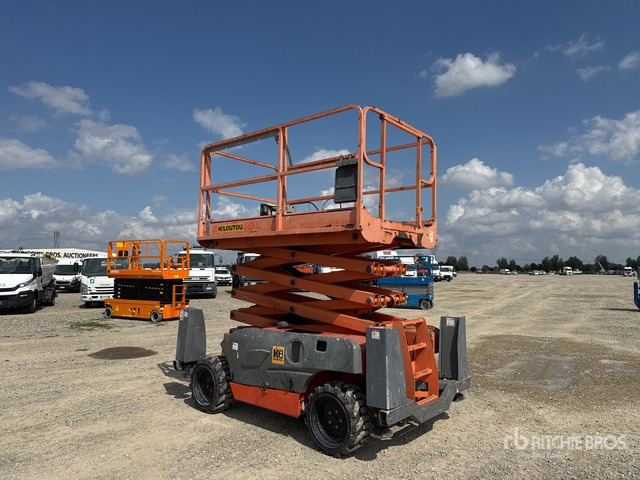 2012 Haulotte Compact12DX Piattaforma aerea verticale - Scissor lift: picture 1 2012 Haulotte Compact12DX Piattaforma aerea verticale - Scissor lift: picture 1