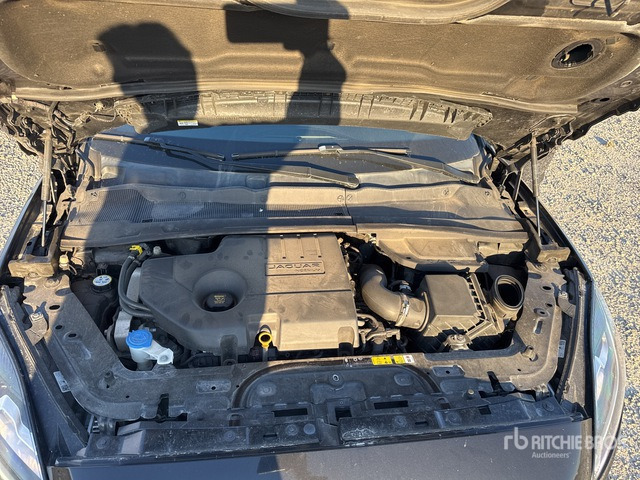 2018 Jaguar E Pace 2.0D I4 R-DYNAMIC SE 4WD 240CV SUV - SUV: picture 5 2018 Jaguar E Pace 2.0D I4 R-DYNAMIC SE 4WD 240CV SUV - SUV: picture 5