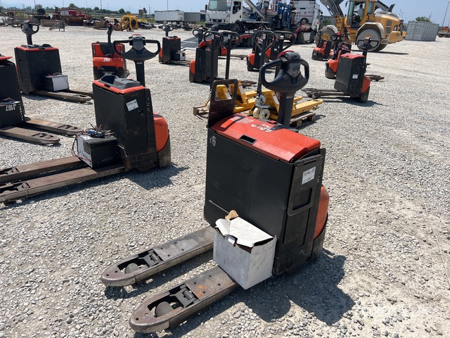 2018 Toyota LWE180 Electric Pallet Jack - Pallet truck: picture 2 2018 Toyota LWE180 Electric Pallet Jack - Pallet truck: picture 2