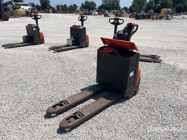 2019 Toyota LWE180 Electric Pallet Jack - Pallet truck: picture 1 2019 Toyota LWE180 Electric Pallet Jack - Pallet truck: picture 1