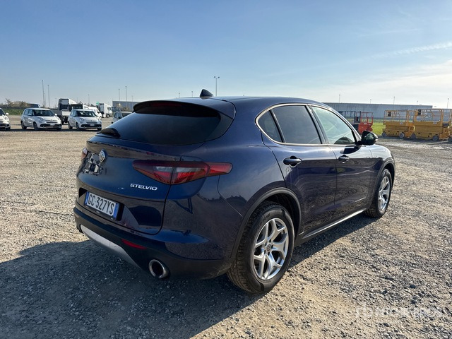 2020 Alfa Romeo Stelvio 2.2 TURBO DIESEL 190CV AT8 Q4 B ... SUV - SUV: picture 3 2020 Alfa Romeo Stelvio 2.2 TURBO DIESEL 190CV AT8 Q4 B ... SUV - SUV: picture 3
