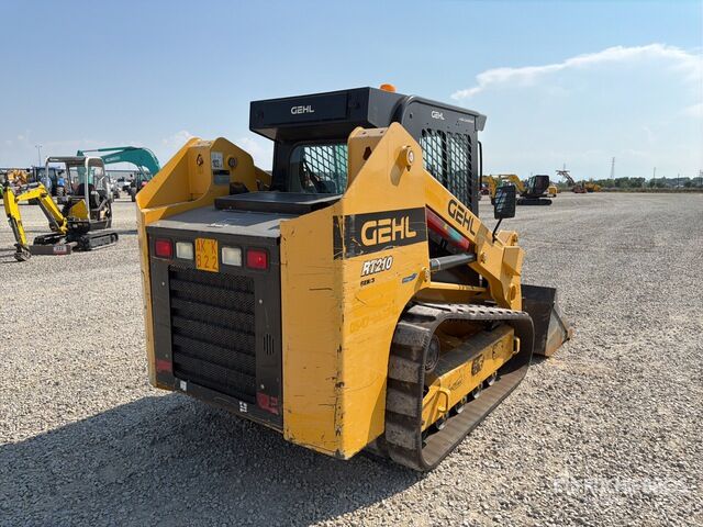2020 Gehl RT210 Compact Track Loader - Compact track loader: picture 3 2020 Gehl RT210 Compact Track Loader - Compact track loader: picture 3