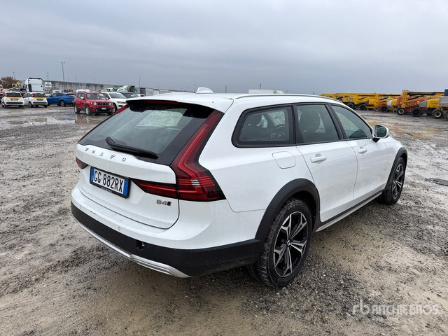 2021 Volvo V90 CROSS COUNTRY SW B4 D AUTO CC P ... Station Wagon - Station wagon: picture 3 2021 Volvo V90 CROSS COUNTRY SW B4 D AUTO CC P ... Station Wagon - Station wagon: picture 3