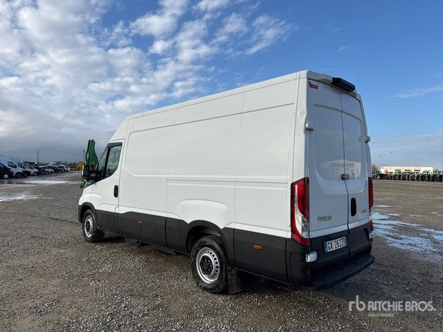 2022 Iveco Daily 35S14NV 3520L H2 BLUE P Van Truck - Box truck: picture 2 2022 Iveco Daily 35S14NV 3520L H2 BLUE P Van Truck - Box truck: picture 2