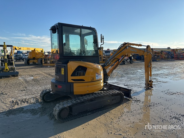 2022 Kato Imer 37 V5 Mini Excavator: <6.6t - Mini excavator: picture 3 2022 Kato Imer 37 V5 Mini Excavator: <6.6t - Mini excavator: picture 3