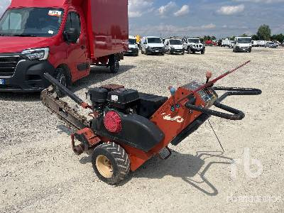 DITCH WITCH 1330 - Trencher: picture 2 DITCH WITCH 1330 - Trencher: picture 2